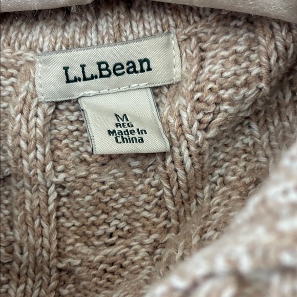 L.L. Bean Light Tan Cable Knit Cardigan Sz M - Picture 2 of 8
